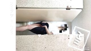 【オナニー公開】full ver公衆トイレでの野外露出で興奮する変態OL Hentai Japanese Girl Exposes Masturbation in a Public Toilet
