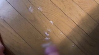 A Japanese Man who Sprinkles Thick Semen, and the Cock Continues to Convulsions [# 17]