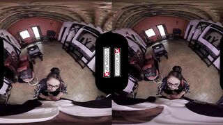 VR Cosplay X Busty Marta La Croft As Bayonetta VR Porn