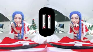 VRCosplayX.com Fill Jinx's Pussy With Your Hard Dick Santa