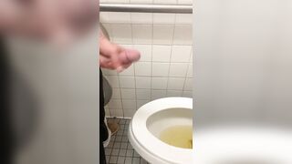 ThisBoiT jerks his dick at work while supposed to be working