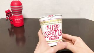 【無修正】カップヌードルでオナニーしてみた! I Masturbated with Cup Noodles!