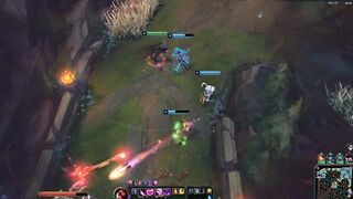 Jogando League Of Legends enquanto é fodida pelo namorado