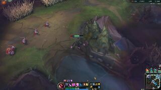 Jogando League Of Legends enquanto é fodida pelo namorado