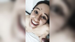 Cuando mi camarógrafo no lo soporta y me tira su leche encima