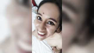 Cuando mi camarógrafo no lo soporta y me tira su leche encima