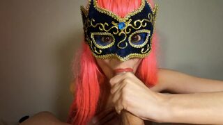 eccitante pompino in POV Jenny Pink prende tutto in bocca e ingoia - 4k